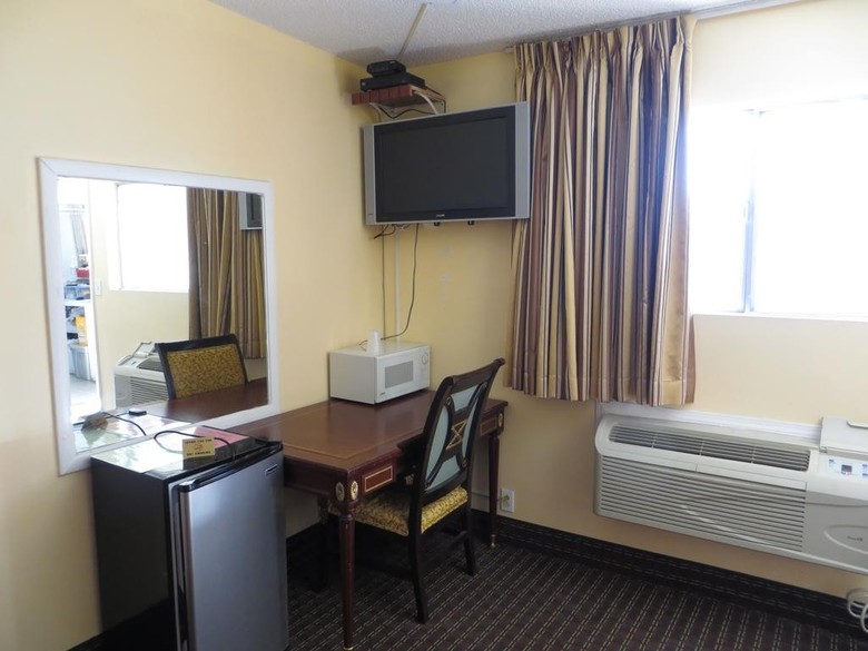 A Fisher�s Inn Motel