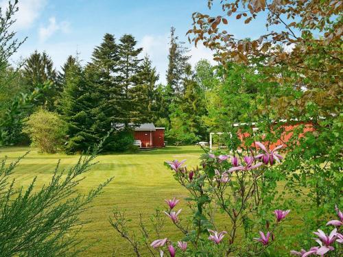 Three-bedroom Holiday Home In Ans By 4