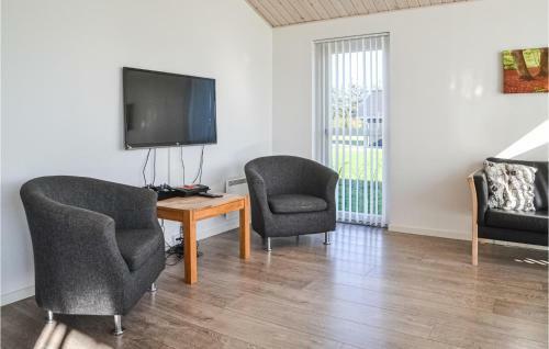 Five-bedroom Holiday Home In Ansager