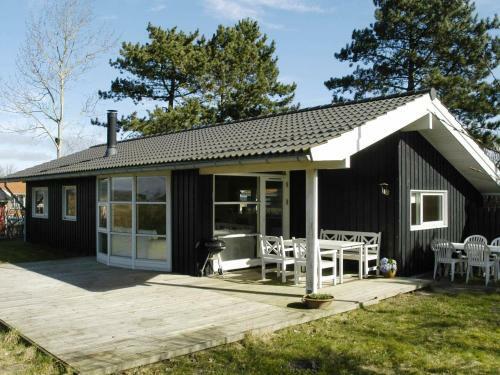 Three-bedroom Holiday Home In Asperup 1
