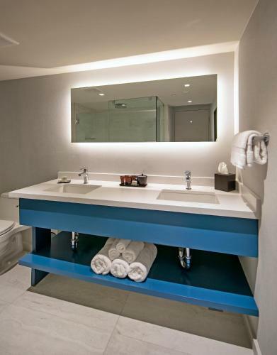 Hotel La Jolla Cove Suites