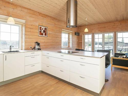 Three-bedroom Holiday Home In Bagenkop 2