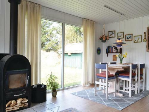 Three-bedroom Holiday Home In Hvide Sande