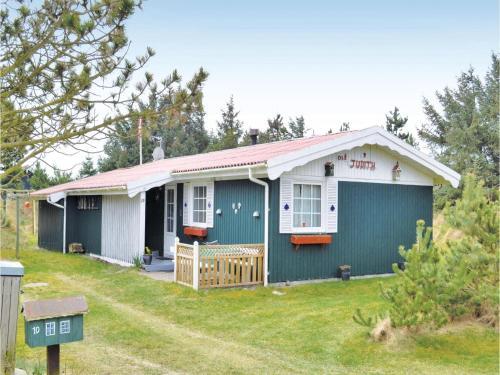Three-bedroom Holiday Home In Hvide Sande