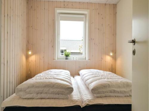 Four-bedroom Holiday Home In Hvide Sande