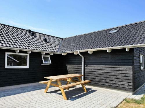 Five-bedroom Holiday Home In Bogense