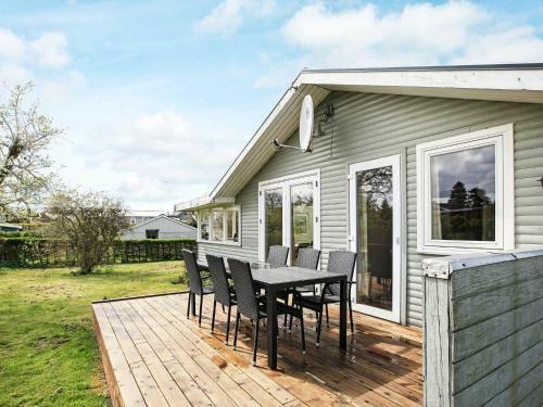 Two-bedroom Holiday Home In Bogense 1
