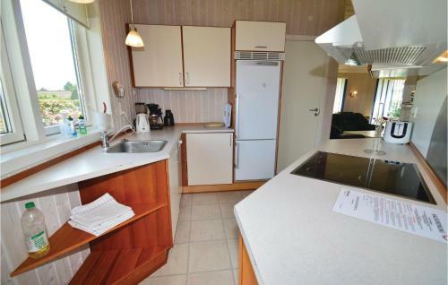 Holiday Home Sydgr�nsen