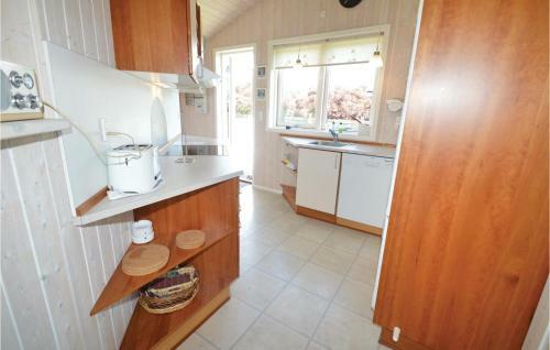 Holiday Home Sydgr�nsen