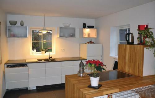 Three-bedroom Holiday Home Borup With A Fireplace 04