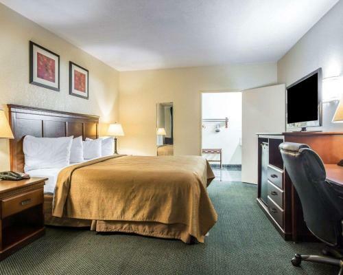 Hotel Quality Inn I-5 Naval Base