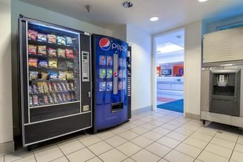 Motel 6 San Diego Downtown