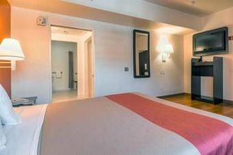 Motel 6 San Diego Downtown