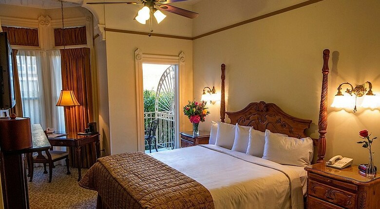 Horton Grand Hotel