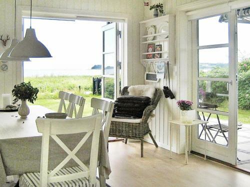 Three-bedroom Holiday Home In Broager 4