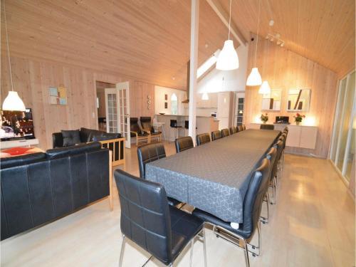 Holiday Home Hummingen Strandvej Dannemare IX