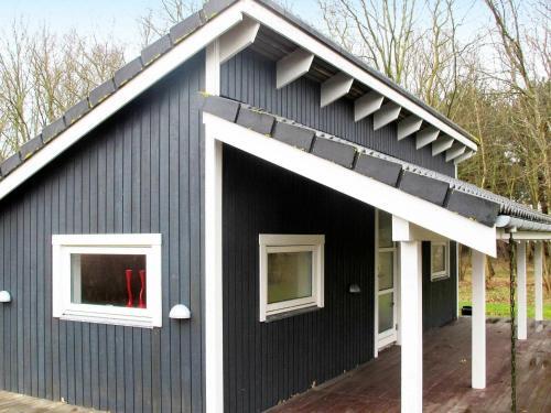 Holiday Home Lille Strandstr�de