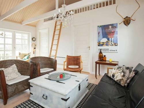 Three-bedroom Holiday Home In Dannemare 6