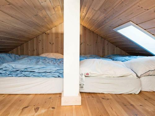 Five-bedroom Holiday Home In Ebeltoft 2