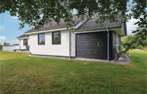 Four-bedroom Holiday Home In Ebeltoft