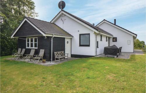 Four-bedroom Holiday Home In Ebeltoft