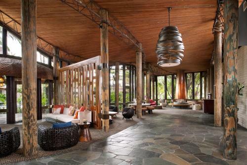 Hotel Paradise Point Resort & Spa