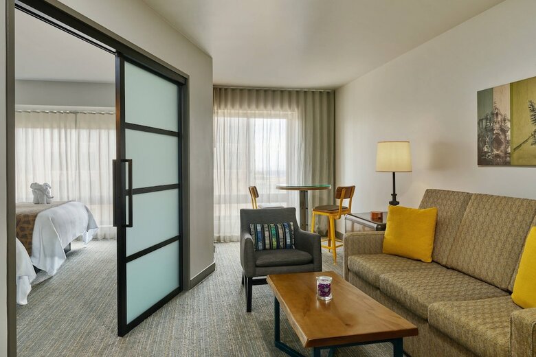 Hotel The Declan Suites San Diego