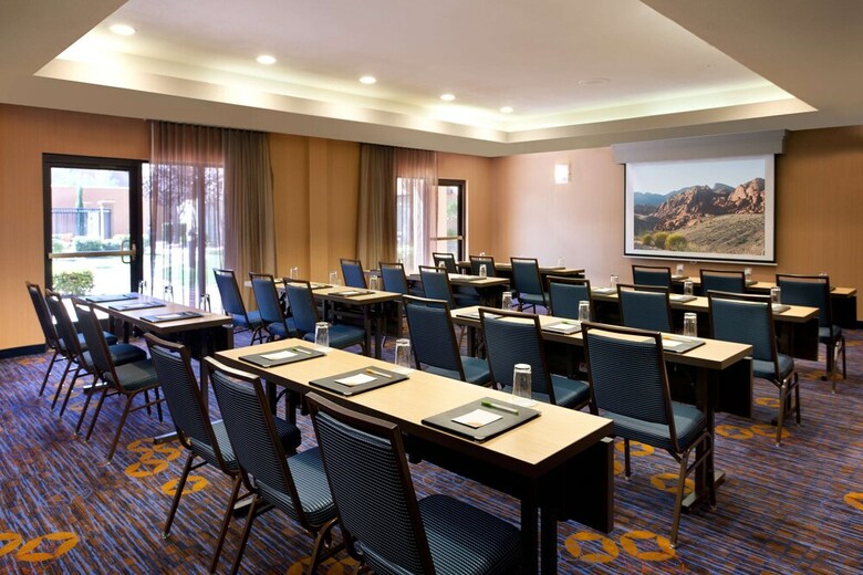 Hotel Courtyard By Marriott Las Vegas Summerlin