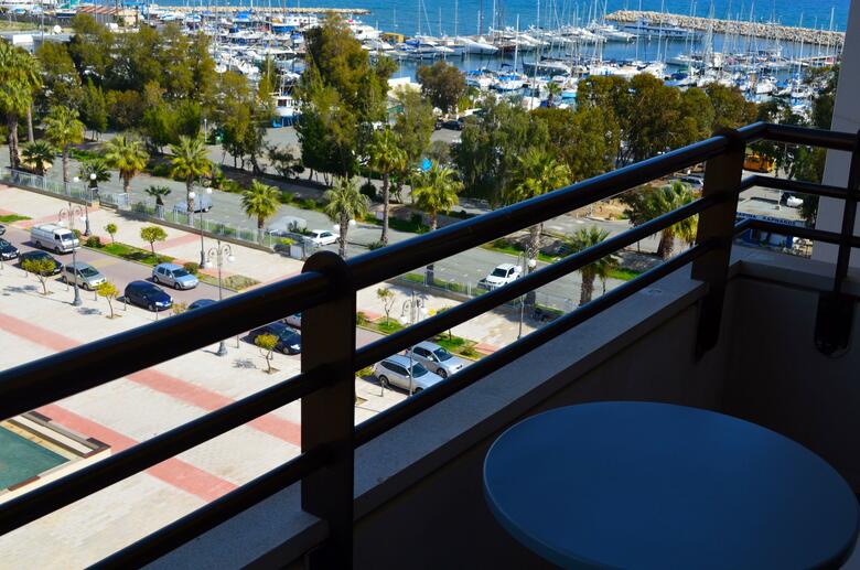 Sun Hall Hotel