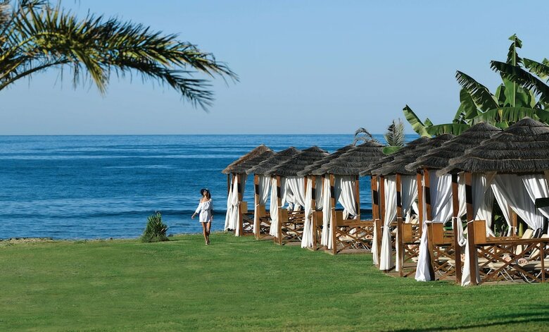 Constantinou Bros Athena Royal Beach Hotel
