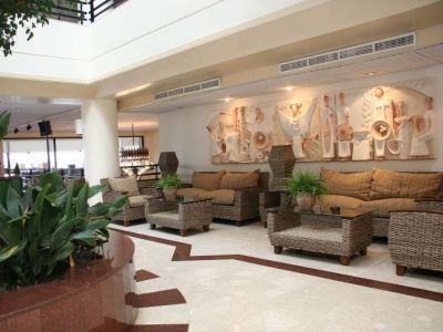Hotel Queens Bay