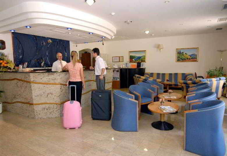 Hotel Komodor