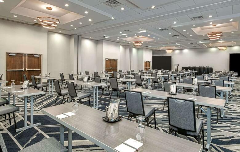 Hotel Crowne Plaza Columbus - Downtown