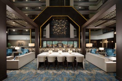 Hotel Embassy Suites Columbus