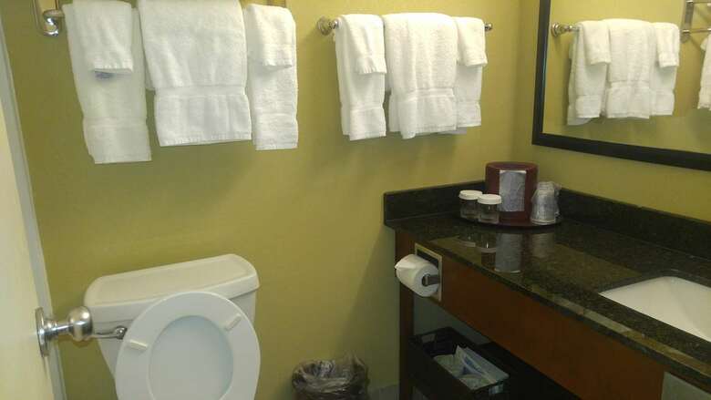 Best Western Wooster Hotel