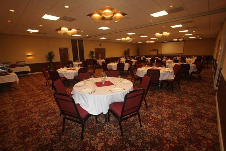 Best Western Wooster Hotel