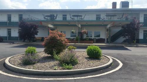 Posada Huntingdon Motor Inn