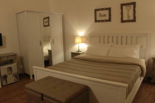 Hostal Deshome Guest House