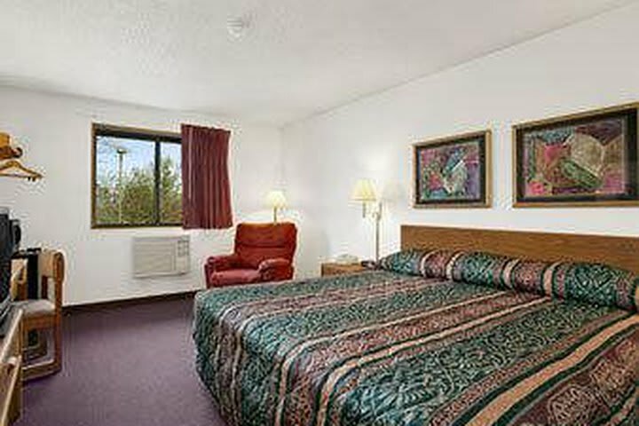 Hotel Super 8 Twinsburg