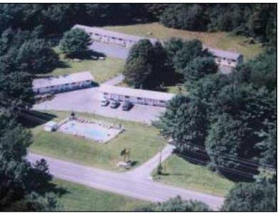 Four Seasons Motel