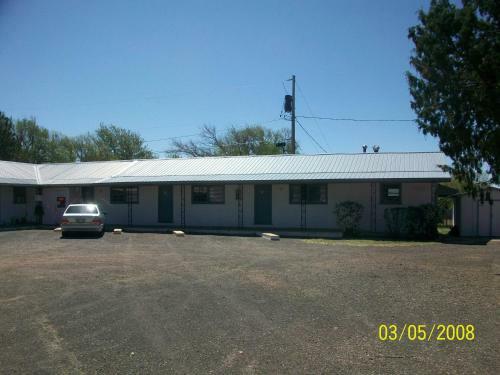 Clayton Motel