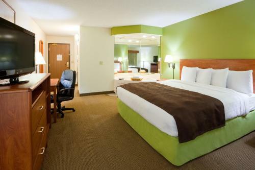 Hotel Americinn Thief River Falls