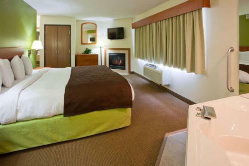 Hotel Americinn Thief River Falls