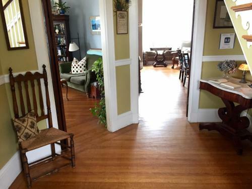 Harrington House Bed & Breakfast