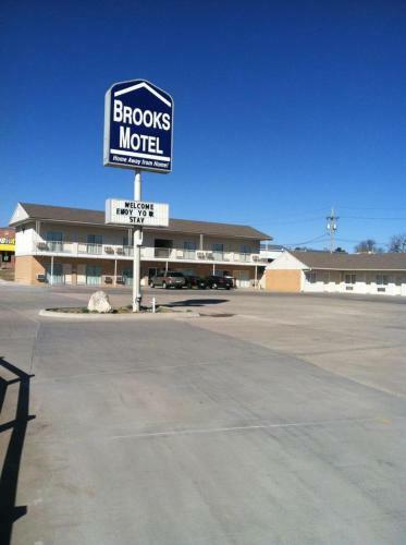 Brooks Motel