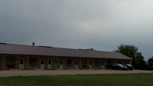 Hillcrest Motel