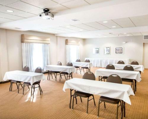 Hotel Sleep Inn & Suites Norton