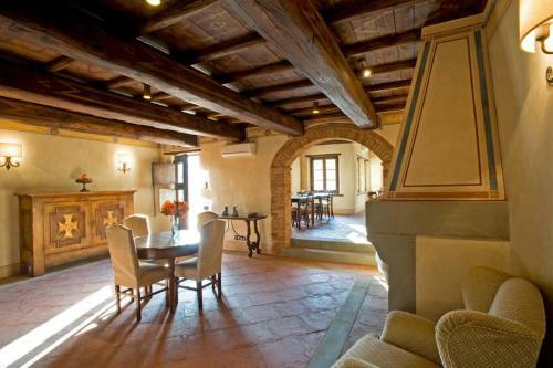 Cantagrillo-casalguidi Villa Sleeps 16 Pool Air Con