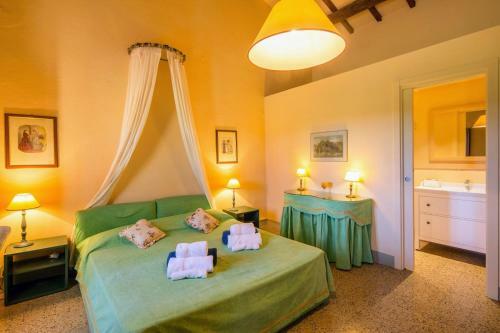 Capannoli Villa Sleeps 8 Pool Wifi
