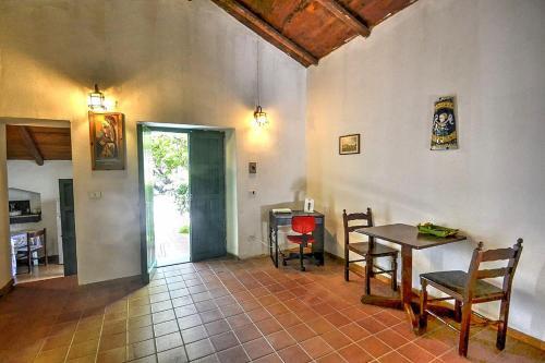 Capri Leone Villa Sleeps 4 Pool Air Con Wifi